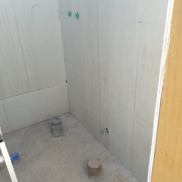 interior ban╠âo sanitarios